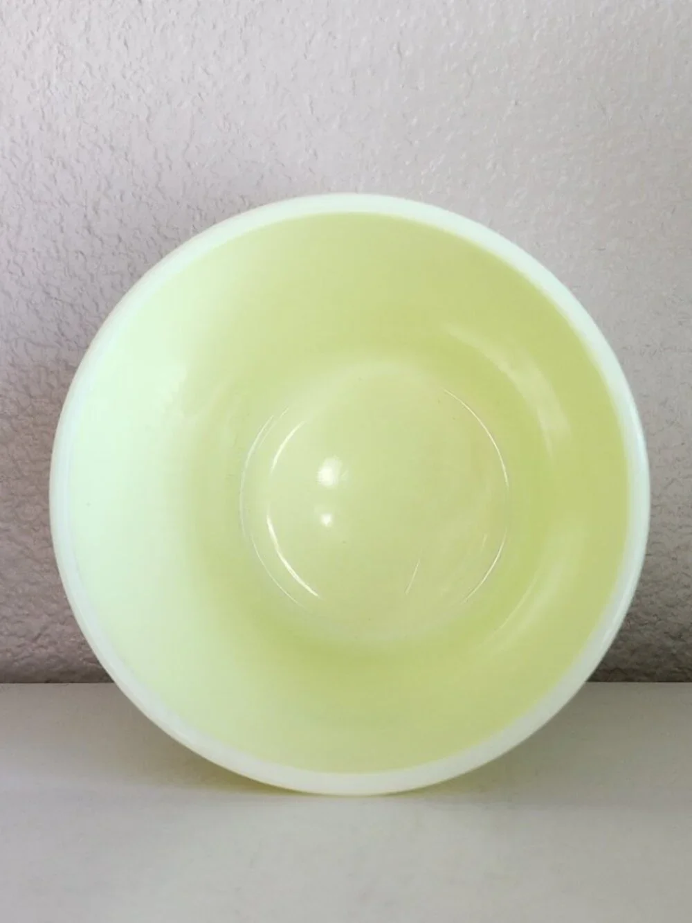 Beautiful Vintage McKee Seville Yellow Glass CEREAL 48oz Canister Uranium HTF
